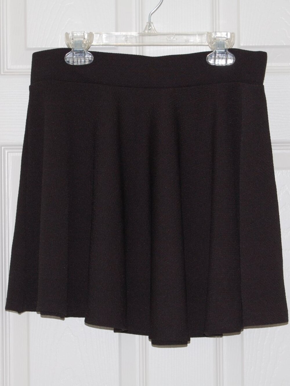 Urban Coco Juniors Size L (Elastic Waist: 29", Unstretched) Black Skater Skirt